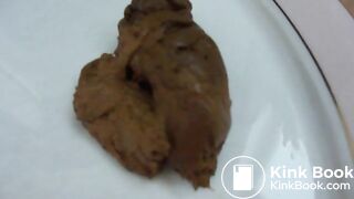 Ich scheisse vom Küchenstuhl