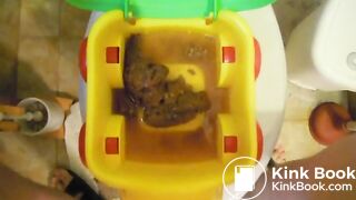 Piss into toy potty