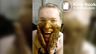 Boyfriend shits for his girlfriends pleasure