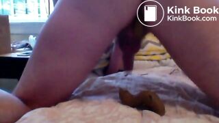 Horny twink shits on his bed