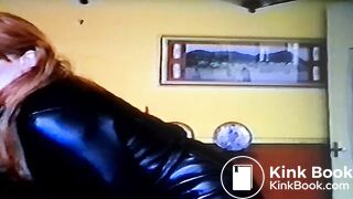 Smoking tranny scat slut!