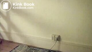 Caca, pipi et vomi en bas