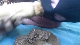 Solo scat fun with poppers