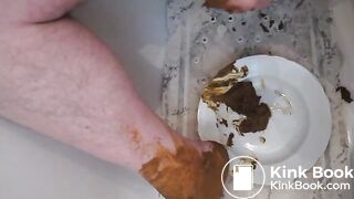 MVI_1429-foot covering