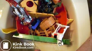 Generic playset pissed