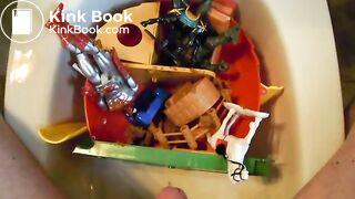 Generic playset pissed