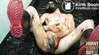 Filthy Scat Pumping in Gas Mask and Rubber Boots