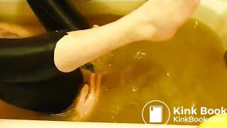 pooping in lycra in bathtub