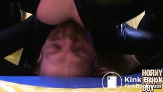 Rubber Boat Pig Play