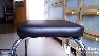 Küchenstuhl vollgeschissen