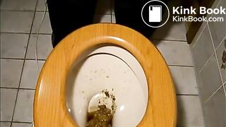 auf fremde Scheiße gekackt