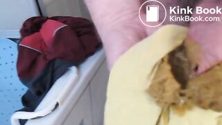 Wank with shit in yellow pants