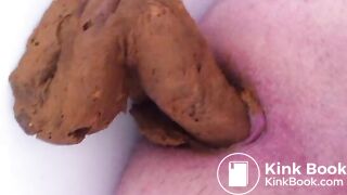 In die Badewanne gekackt