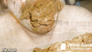 Con la boca llena de mierda