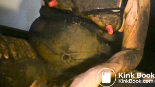 smeared in shit while dressed like a pro