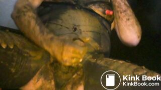 smeared in shit while dressed like a pro