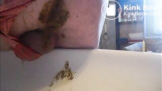 ins rote Damenhöschen gescatet