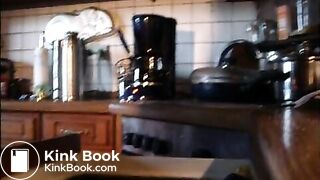 Einbauküche , in die Schublade gekackt