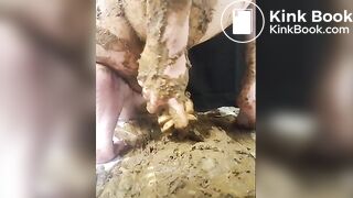 Multiple load diaper play