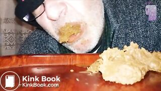 Sirviendo la mierda Serving poo