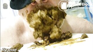 SCAT Con la boca llena de mierda