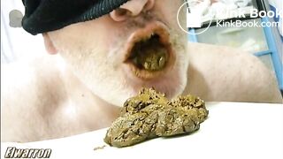 SCAT Con la boca llena de mierda