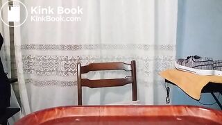 Cagando en bandeja