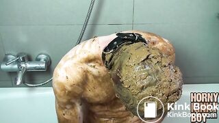 Food Repacking and Scat Wanking in Bathtub