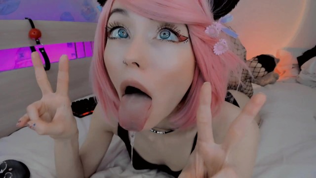 SILLY UWU ANIME GIRL DROOLING WITH AHEGAO FACE