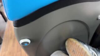 Shoeplay on the bus