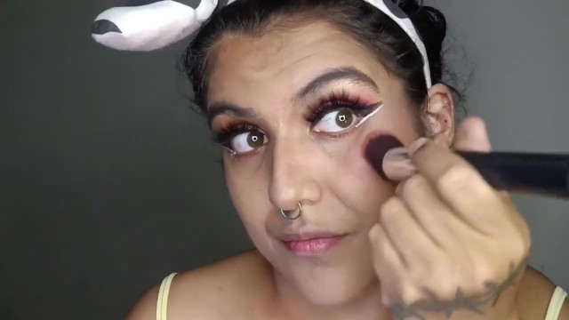 TUTORIAL OF THE FAMOUS FUCK ME MAKEUP