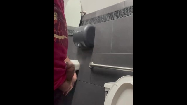 Watch me pee next to you