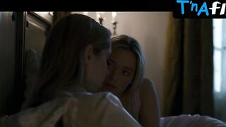 Christine Prouty Underwear,  Lesbian Scene  in Dracula: The Original Living Vampire