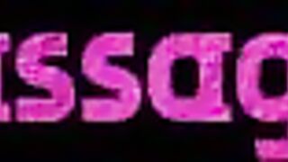 Feet massage ends in a lez 69