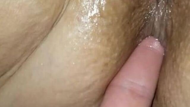 Weird slut wants peaches in her pussy while we screw