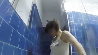 Dani pukes her guts up watch her jaw move ;P