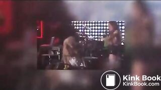 Chica Vomita a Lady Gaga en Concierto Girl vomits on Lady Gaga SXSW Tour 2014 Original Full - YouTubemp4