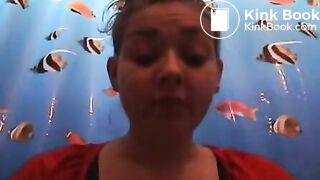 Bulimia Vomit and Food Poisoning - Lexi make herself puking ) mp4