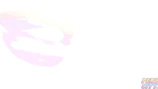 BB - blond bombshell foot fetish