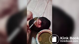 Beautiful women pooping in the toilet 69