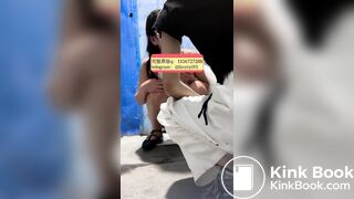 Beautiful women pooping in the toilet 72