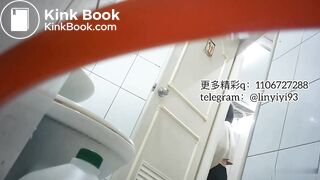 Beautiful women pooping in the toilet 77