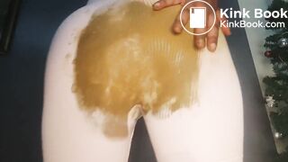 Prettyebonies squeezing monster in cage