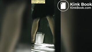 Beautiful women pooping in the toilet 80