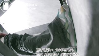 Beautiful women pooping in the toilet  90