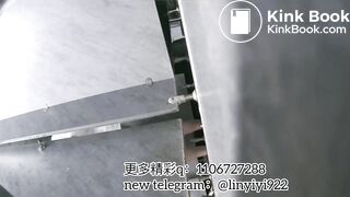 Beautiful women pooping in the toilet 93