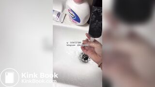 Beautiful women pooping in the toilet 124