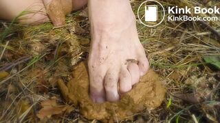 Kinky naked hike in the woods