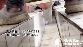 Beautiful women pooping in the toilet  132