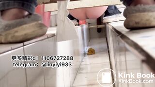 Beautiful women pooping in the toilet  132